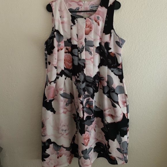 SOLD ELSEWHERE Shelby & Palmer Pink Floral Dress - Picture 2 of 8